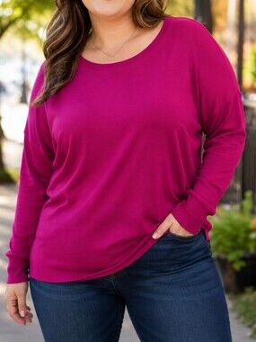 Cyrus Women's Fuchsia Pink Lightweight Scoop Neck Rayon Blend Sweater Casual